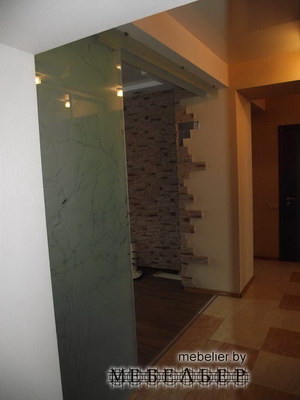 Перегородка из стекла | Вид от входа